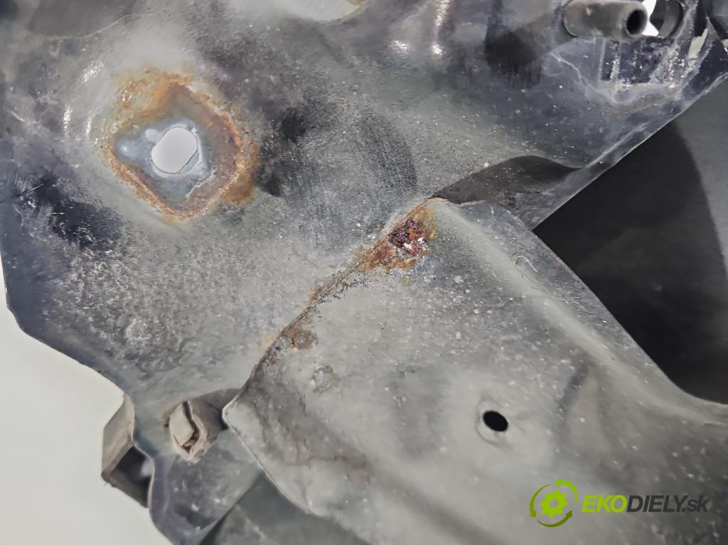 Mazda 6 II GH 2007-2012 2.0 citd 140 HP manual 103 kW 1998 cm3 5- blatník predné pravý  (Kľučka dverí ostatné)