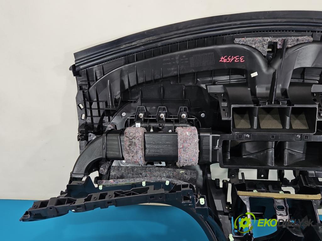 Citroen DS5 2011-2015 2.0 HDI 163 HP automatic 120 kW 1997 cm3 5- kokpit,pristrojová doska rozdeľovacia