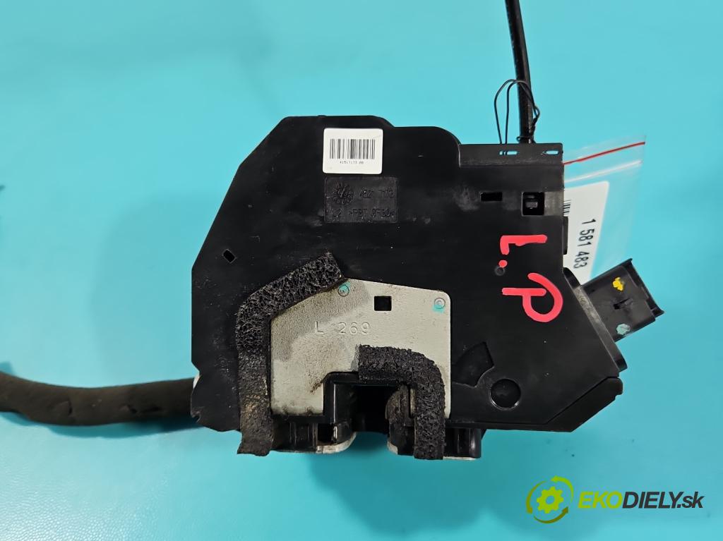 Renault Fluence 1.6 16V 110 HP manual 81 kW 1598 cm3 4- zámok predné ľavý 805030020R