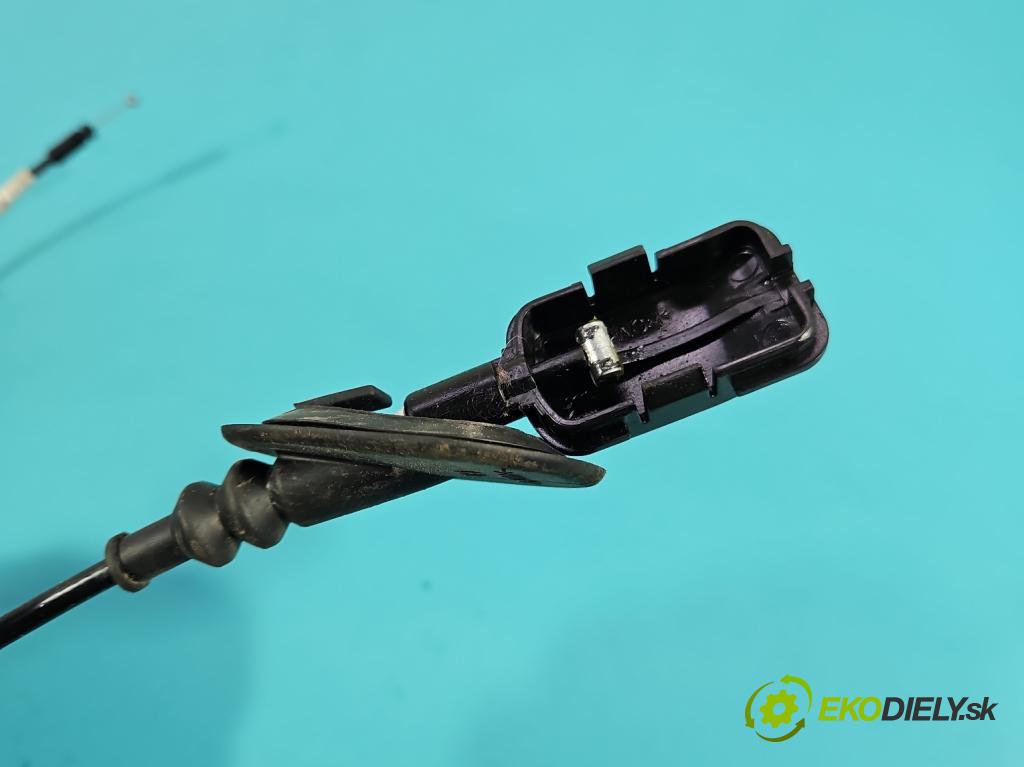 Renault Fluence 1.6 16V 110 HP manual 81 kW 1598 cm3 4- zámok predné ľavý 805030020R