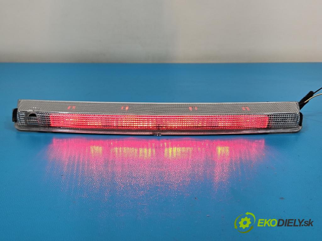 Citroen DS5 2011-2015 2.0 HDI 163 HP automatic 120 kW 1997 cm3 5- světlo: stop: 9804687380