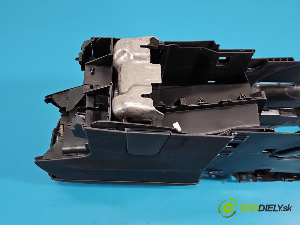 Citroen DS5 2011-2015 2.0 HDI 163 HP automatic 120 kW 1997 cm3 5- operadlo 9686964777 (Lakťová opierka)