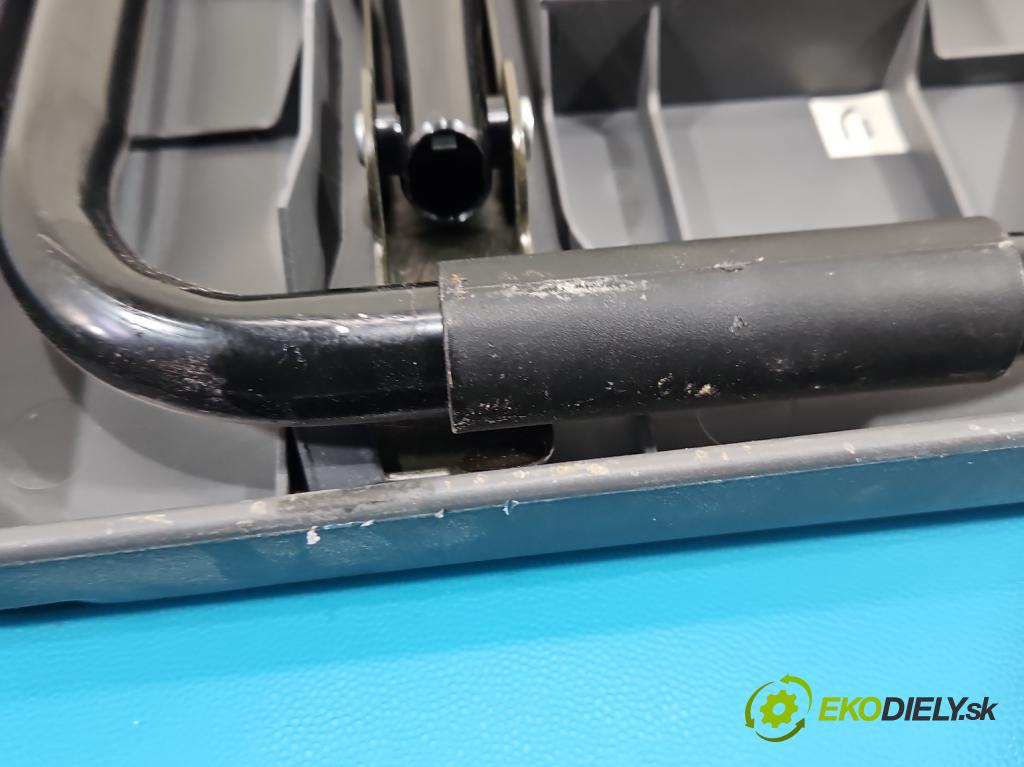 Honda CR-V I 1995-2001 2.0 16V 147 HP manual 108 kW 1973 cm3 5- Stôl: