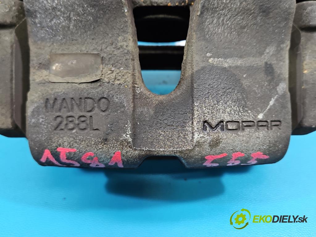 Fiat Tipo II 2015- 1.4 16V 95 HP manual 70 kW 1368 cm3 5- brzdič predné ľavý  (Kľučka dverí ostatné)