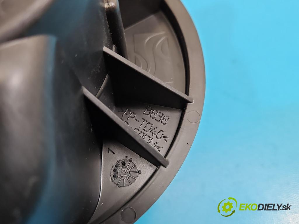 Fiat Tipo II 2015- 1.4 16V 95 HP manual 70 kW 1368 cm3 5- ventilátor vzduchu