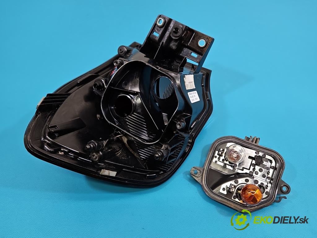 Fiat Tipo II 2015- 1.4 16V 95 HP manual 70 kW 1368 cm3 5- svetlo / reflektor zadné pravé 0521153420 (Kľučka dverí ostatné)