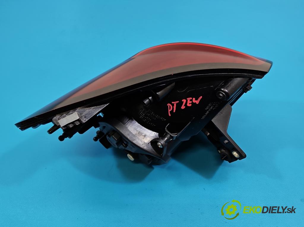 Fiat Tipo II 2015- 1.4 16V 95 HP manual 70 kW 1368 cm3 5- svetlo / reflektor zadné pravé 0521153420 (Kľučka dverí ostatné)