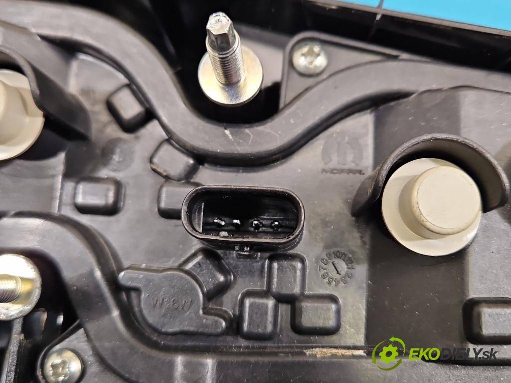 Fiat Tipo II 2015- 1.4 16V 95 HP manual 70 kW 1368 cm3 5- svetlo / reflektor zadné pravé 0521341550 (Kľučka dverí ostatné)