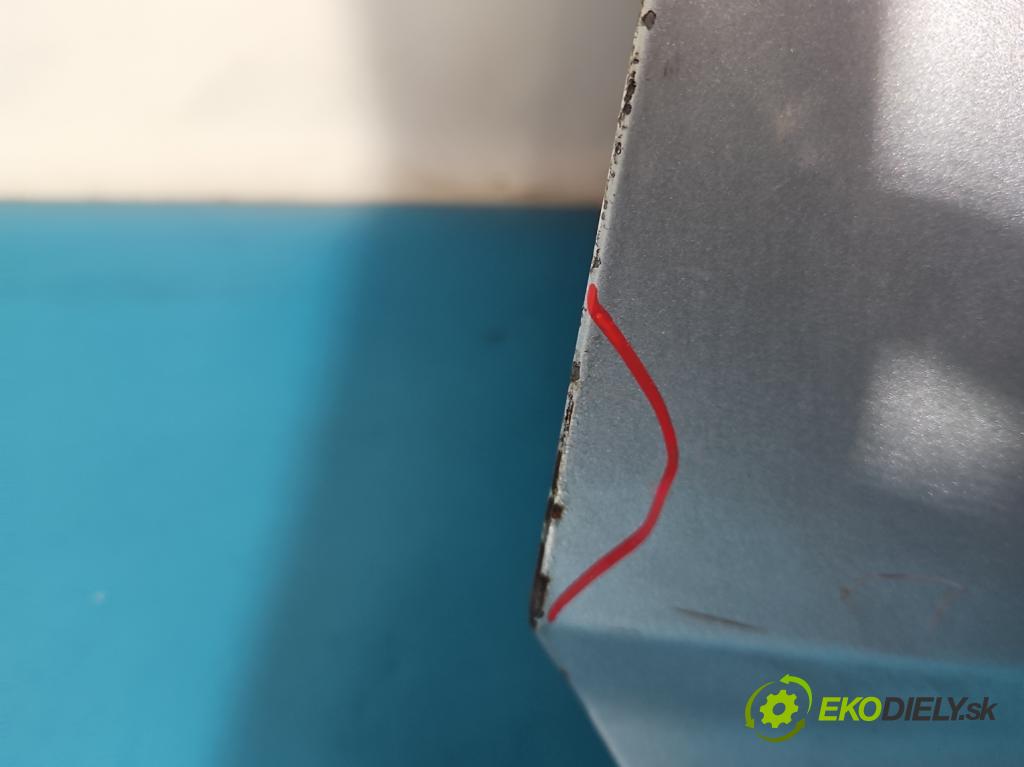 Honda CR-V I 1995-2001 2.0 16V 147 hp manual 108 kW 1973 cm3 5- zadní kufrové dveře  (Zadní kapota (kufr))