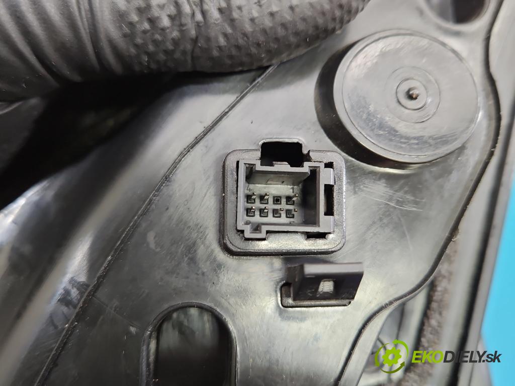 Fiat Tipo II 2015- 1.4 16V 95 HP manual 70 kW 1368 cm3 5- zrkadlo pravé  (Kľučka dverí ostatné)