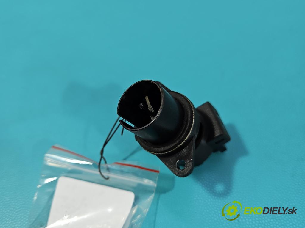 Fiat Tipo II 2015- 1.4 16V 95 HP manual 70 kW 1368 cm3 5- snímač teploty: interné: 53102292