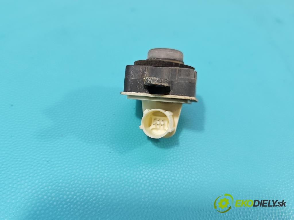 Fiat Tipo II 2015- 1.4 16V 95 HP manual 70 kW 1368 cm3 5- Kamera cúvania 00521154480