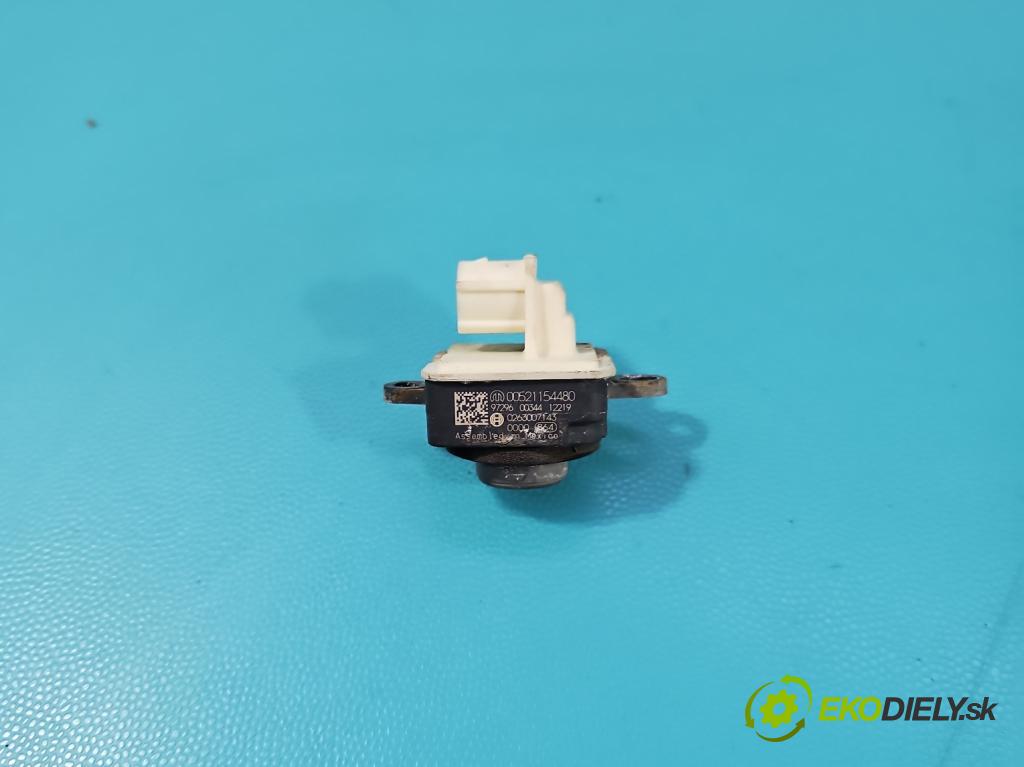 Fiat Tipo II 2015- 1.4 16V 95 HP manual 70 kW 1368 cm3 5- Kamera cúvania 00521154480