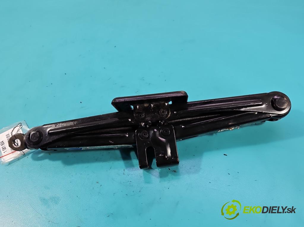 Fiat Tipo II 2015- 1.4 16V 95 HP manual 70 kW 1368 cm3 5- mechanizmus okna automobilovy