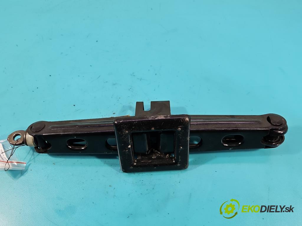 Fiat Tipo II 2015- 1.4 16V 95 HP manual 70 kW 1368 cm3 5- mechanizmus okna automobilovy