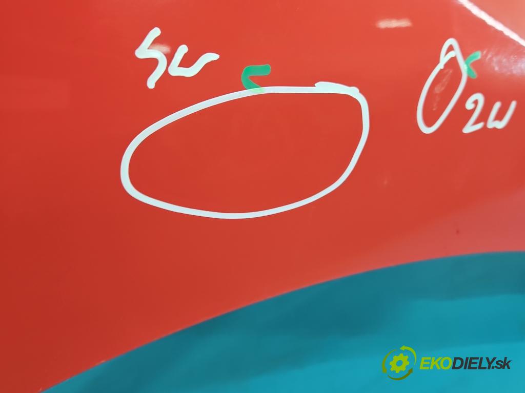 Citroen C1 I 2005-2014 1.0 12V 68 HP manual 50 kW 998 cm3 5- blatník predné pravý  (Kľučka dverí ostatné)