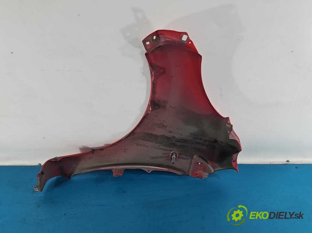 Citroen C1 I 2005-2014 1.0 12V 68 HP manual 50 kW 998 cm3 5- blatník predné pravý  (Kľučka dverí ostatné)