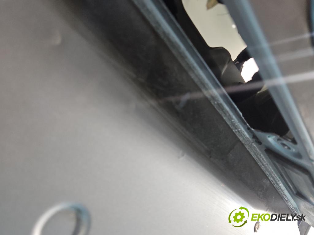 Fiat Tipo II 2015- 1.4 16V 95 hp manual 70 kW 1368 cm3 5- zadní kufrové dveře  (Zadní kapota (kufr))