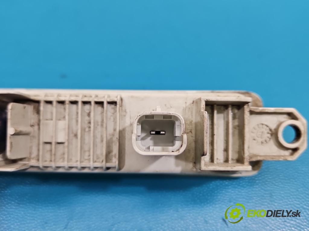 Citroen C1 I 2005-2014 1.0 12V 68 HP manual 50 kW 998 cm3 5- Svetlo: prevádzky pravé 9677409380