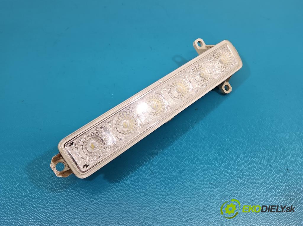 Citroen C1 I 2005-2014 1.0 12V 68 HP manual 50 kW 998 cm3 5- Svetlo: prevádzky pravé 9677409380