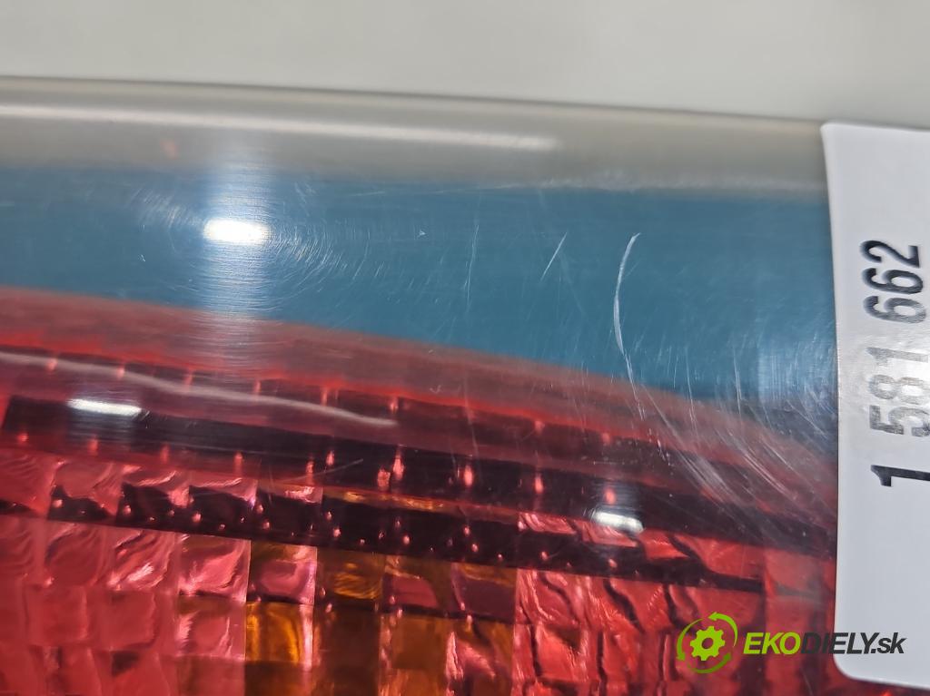 Renault Trafic II 2001-2014 1.9 dci 109 hp manual 80 kW 1870 cm3 5- světlo zadní pravé  (Klika dveří ostatní)