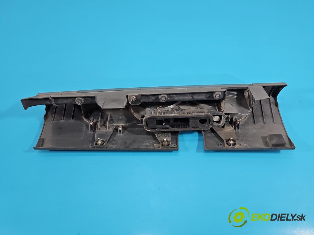 Renault Trafic II 2001-2014 1.9 dci 109 hp manual 80 kW 1870 cm3 5- světlo zadní pravé  (Klika dveří ostatní)