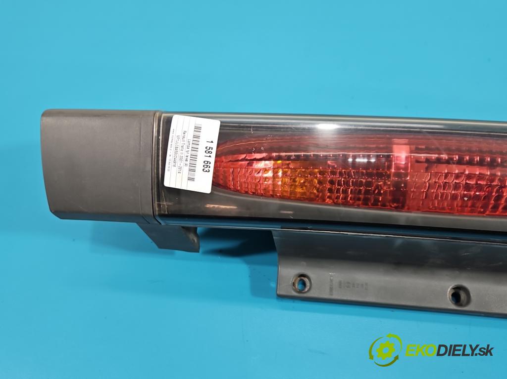 Renault Trafic II 2001-2014 1.9 dci 109 HP manual 80 kW 1870 cm3 5- svetlo / reflektor zadné ľavé  (Kľučka dverí ostatné)