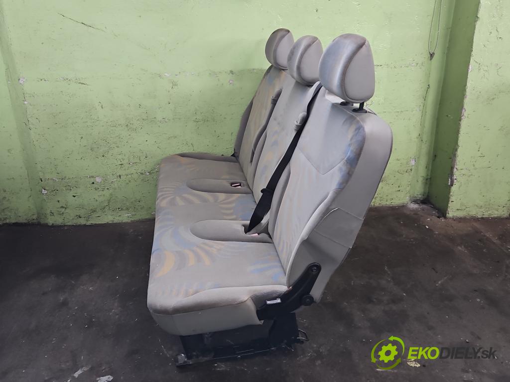 Renault Trafic II 2001-2014 1.9 dci 109 HP manual 80 kW 1870 cm3 5- Sedačka zadné ľavý III