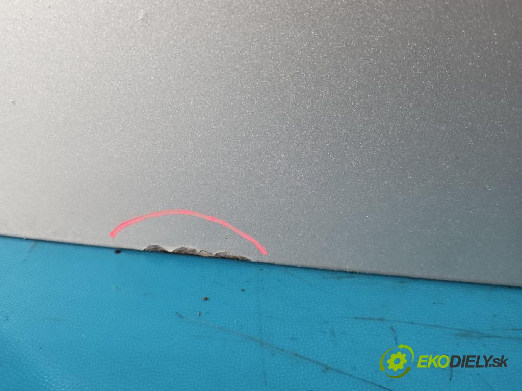 Renault Trafic II 2001-2014 1.9 dci 109 HP manual 80 kW 1870 cm3 5- zadna kufor  (Kapota zadná (kufor))