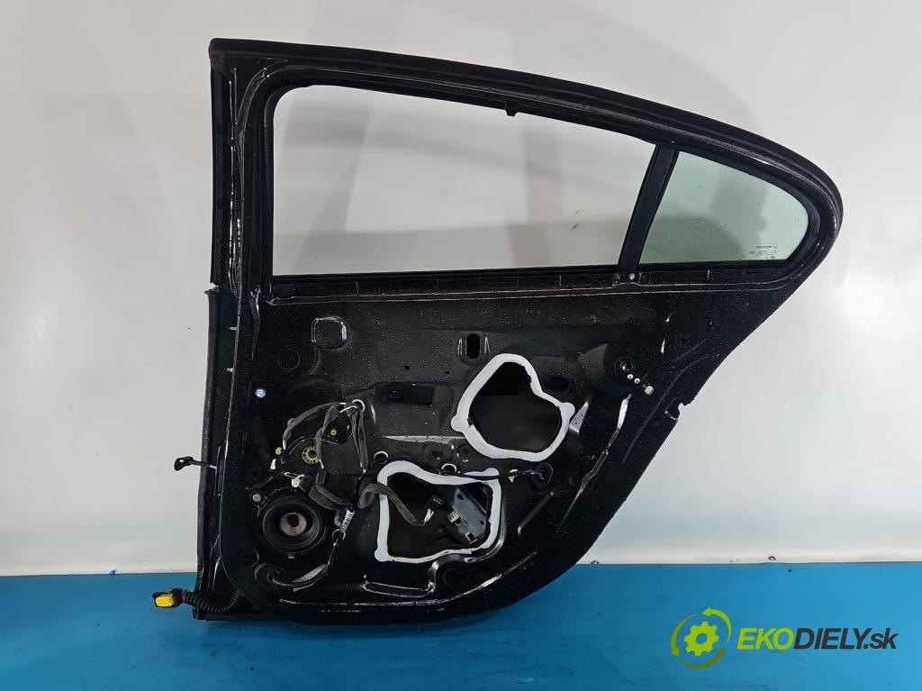 Renault Fluence 1.6 16V 110 HP manual 81 kW 1598 cm3 4- dvere zadné pravé  (Kľučka dverí ostatné)