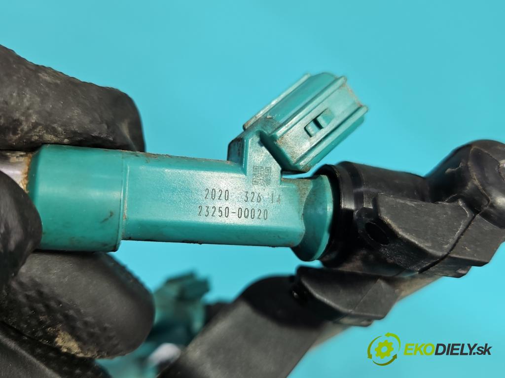 Citroen C1 I 2005-2014 1.0 12V 68 HP manual 50 kW 998 cm3 5- vstrek 23250-0Q020 (Vstrekovač paliva)