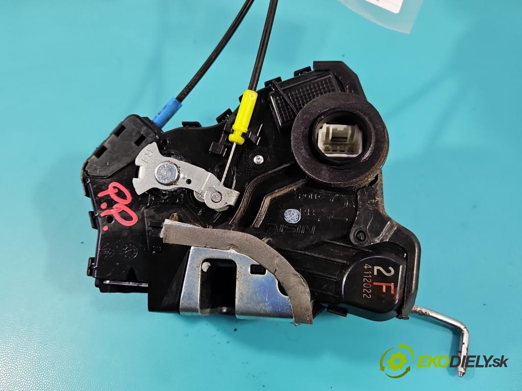 Subaru Forester IV SJ 2012-2018 2.0 BOXER 147 HP automatic 108 kW 1998 cm3 5- zámok predné pravý