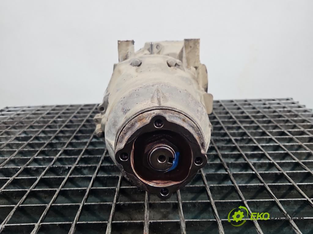 Honda CR-V I 1995-2001 2.0 16V 147 HP manual 108 kW 1973 cm3 5- Most: zadní: P6R 70191054