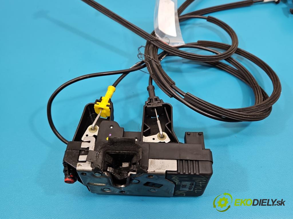 Renault Trafic II 2001-2014 1.9 dci 109 HP manual 80 kW 1870 cm3 5- zámok zadné pravý 8200020185