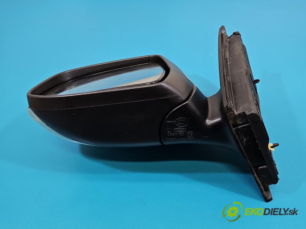 Ford Focus Mk3 2010-2018 1.6 16v IQDB: 105 HP manual 77 kW 1596 cm3 5- zrkadlo ľavé  (Kľučka dverí ostatné)