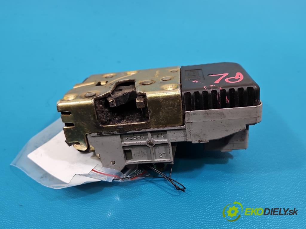 Peugeot 307 1.6 16V 109 HP manual 80 kW 1587 cm3 5- zámok predné ľavý