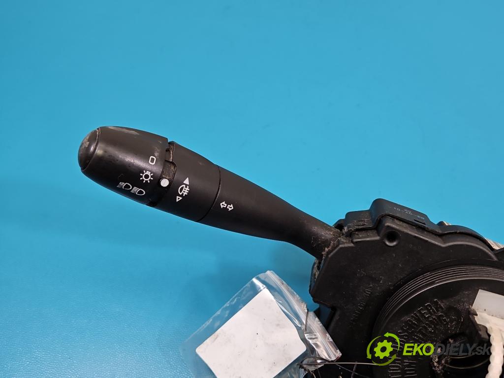 Peugeot 307 1.6 16V 109 HP manual 80 kW 1587 cm3 5- prepínač komplex: 96439235ZL (Prepínacie páčky pod volantom)