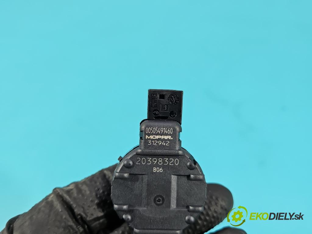 Fiat Tipo II 2015- 1.4 16V 95 HP manual 70 kW 1368 cm3 5- snímač déšť: 312942 (Snímač dažďa)