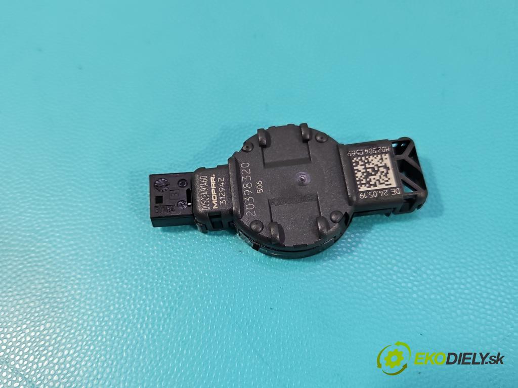 Fiat Tipo II 2015- 1.4 16V 95 HP manual 70 kW 1368 cm3 5- snímač déšť: 312942 (Snímač dažďa)