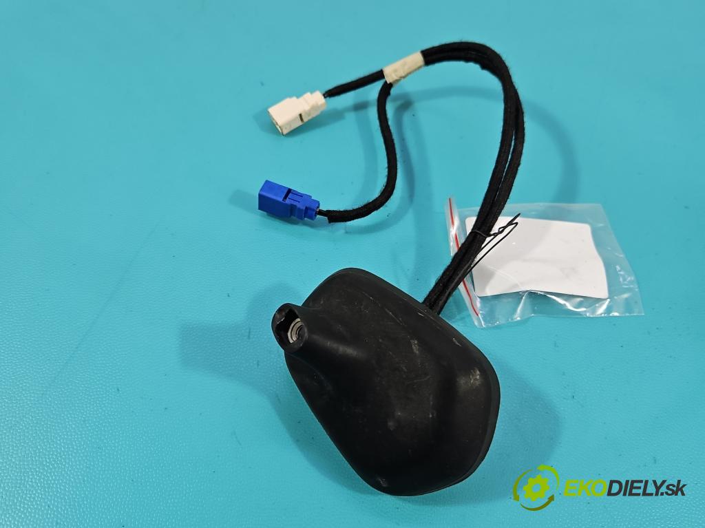 Fiat Tipo II 2015- 1.4 16V 95 hp manual 70 kW 1368 cm3 5- Antena 52082570