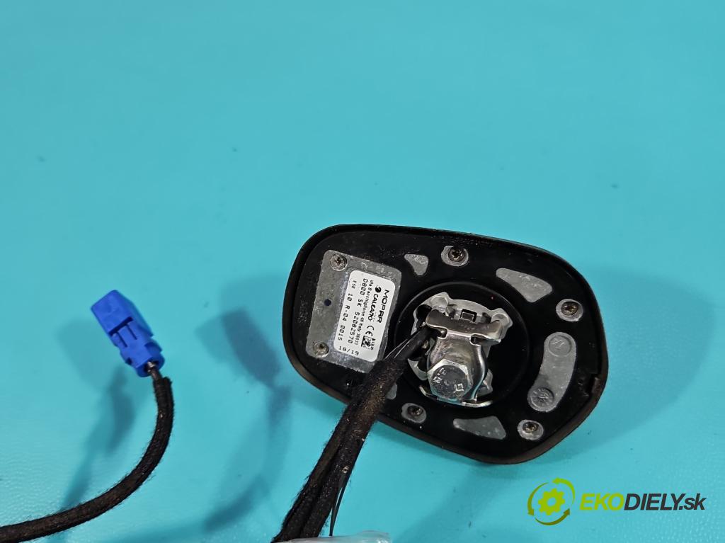 Fiat Tipo II 2015- 1.4 16V 95 HP manual 70 kW 1368 cm3 5- Antena 52082570