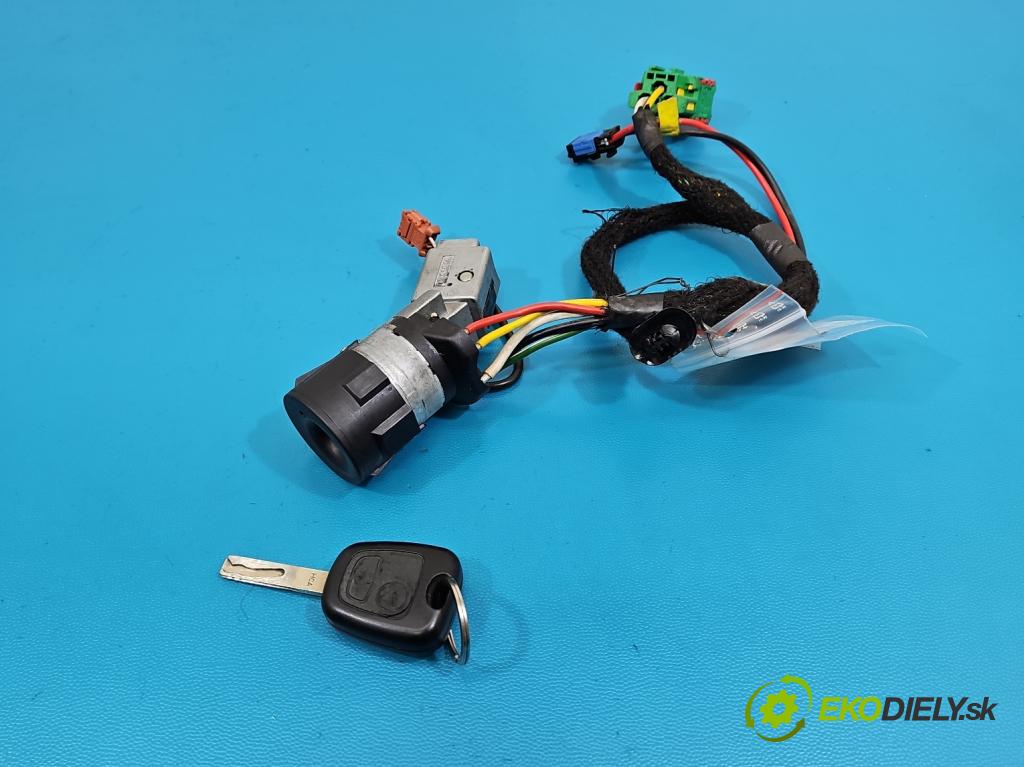 Peugeot 307 1.6 16V 109 HP manual 80 kW 1587 cm3 5- Spínačka  (Spínacia skrinka)