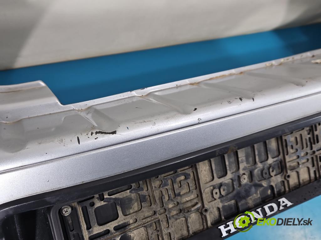 Honda CR-V I 1995-2001 2.0 16V 147 HP manual 108 kW 1973 cm3 5- nárazník zadné  (Kľučka dverí ostatné)