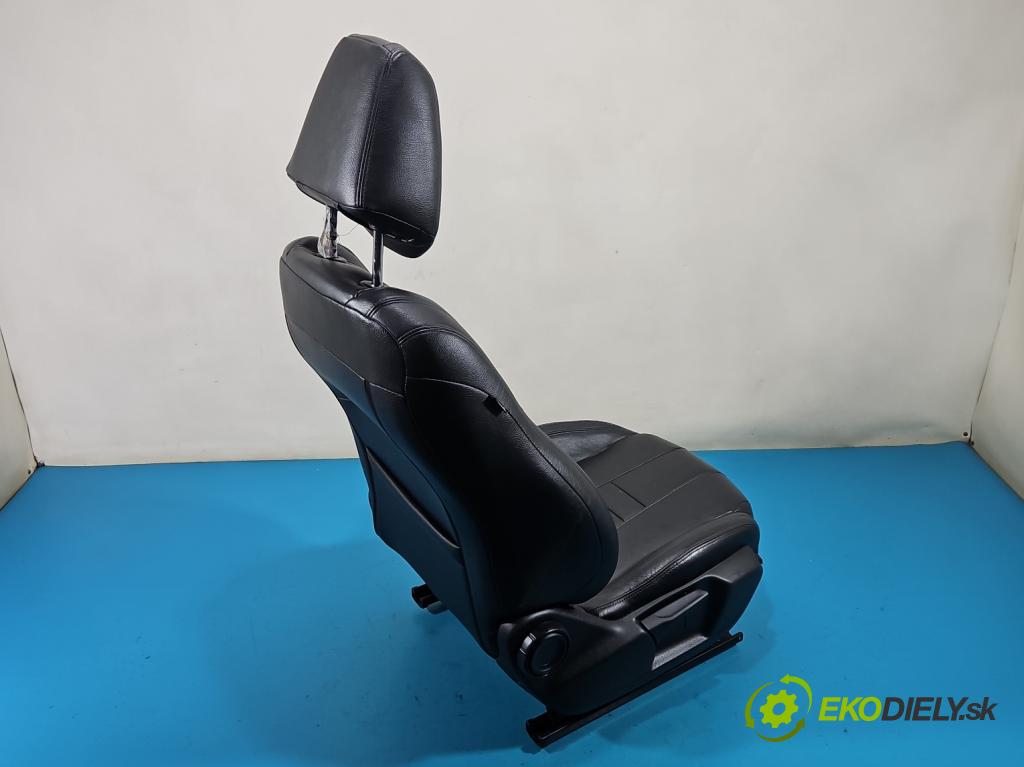 Peugeot 308 II 2013-2021 1.6 hdi 120 hp manual 88 kW 1560 cm3 5- sedačke: komplet