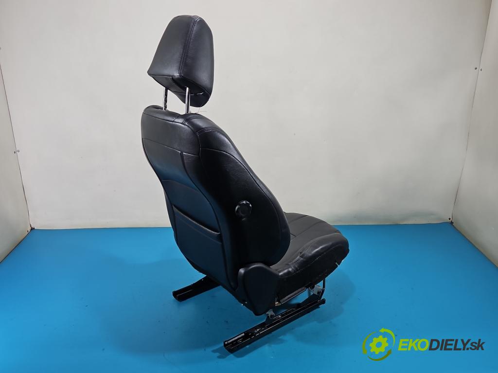 Peugeot 308 II 2013-2021 1.6 hdi 120 hp manual 88 kW 1560 cm3 5- sedačke: komplet