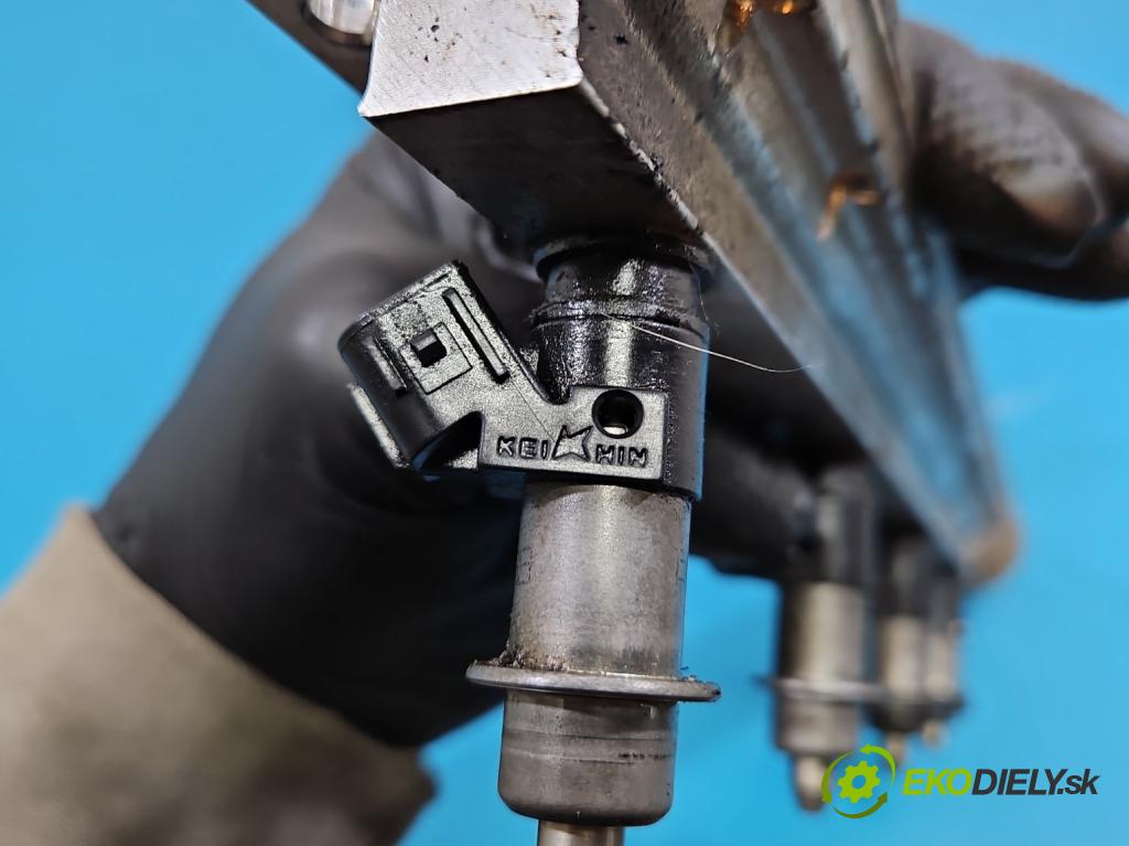 Honda CR-V I 1995-2001 2.0 16V 147 HP manual 108 kW 1973 cm3 5- vstrek  (Vstrekovač paliva)