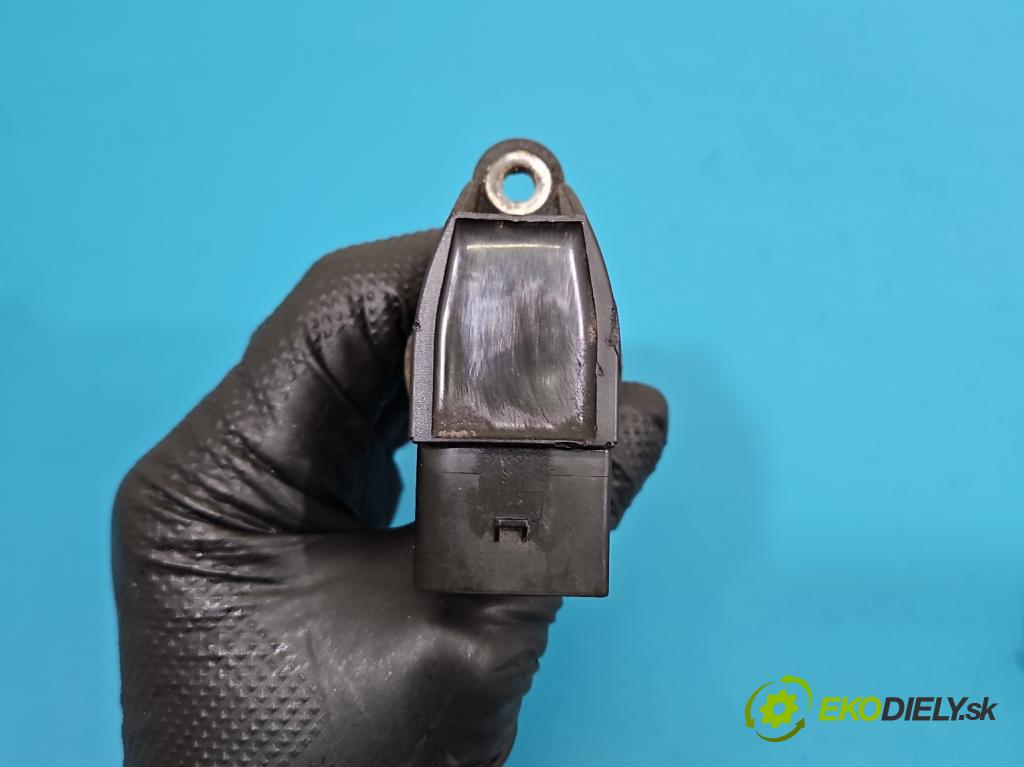 Porsche Cayenne I 2002-2010 4.5 V8 340KM: automatic 250 kW 4511 cm3 5- cievka zapaľovacia 0040102012 (Zapaľovacia cievka)