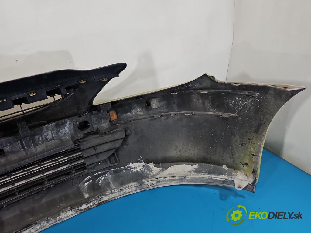 Peugeot 307 1.6 16V 109 HP manual 80 kW 1587 cm3 5- nárazník predné  (Kľučka dverí ostatné)