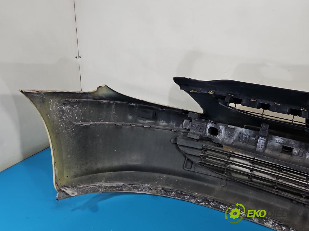 Peugeot 307 1.6 16V 109 HP manual 80 kW 1587 cm3 5- nárazník predné  (Kľučka dverí ostatné)