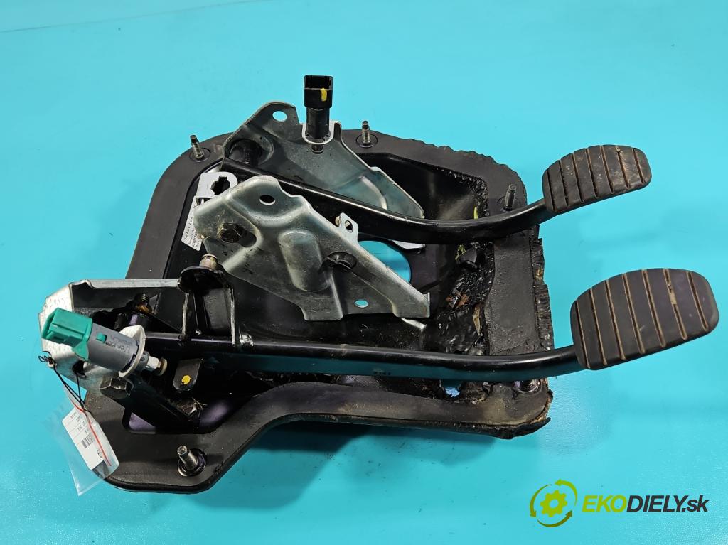 Renault Trafic II 2001-2014 1.9 dci 109 HP manual 80 kW 1870 cm3 5- pedále ostatné 91168608